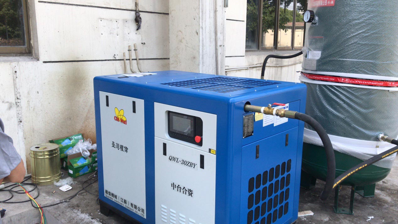 簡單談?wù)劼輻U空壓機常見故障-蘇州螺桿空壓機廠家